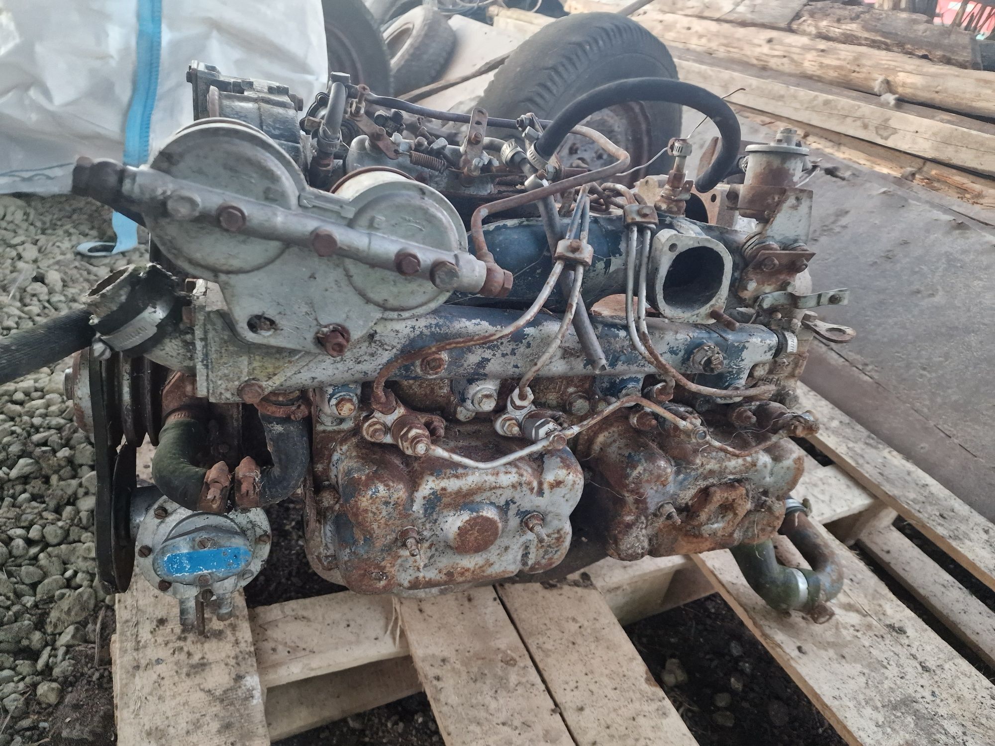 Motor u550 sau Aro