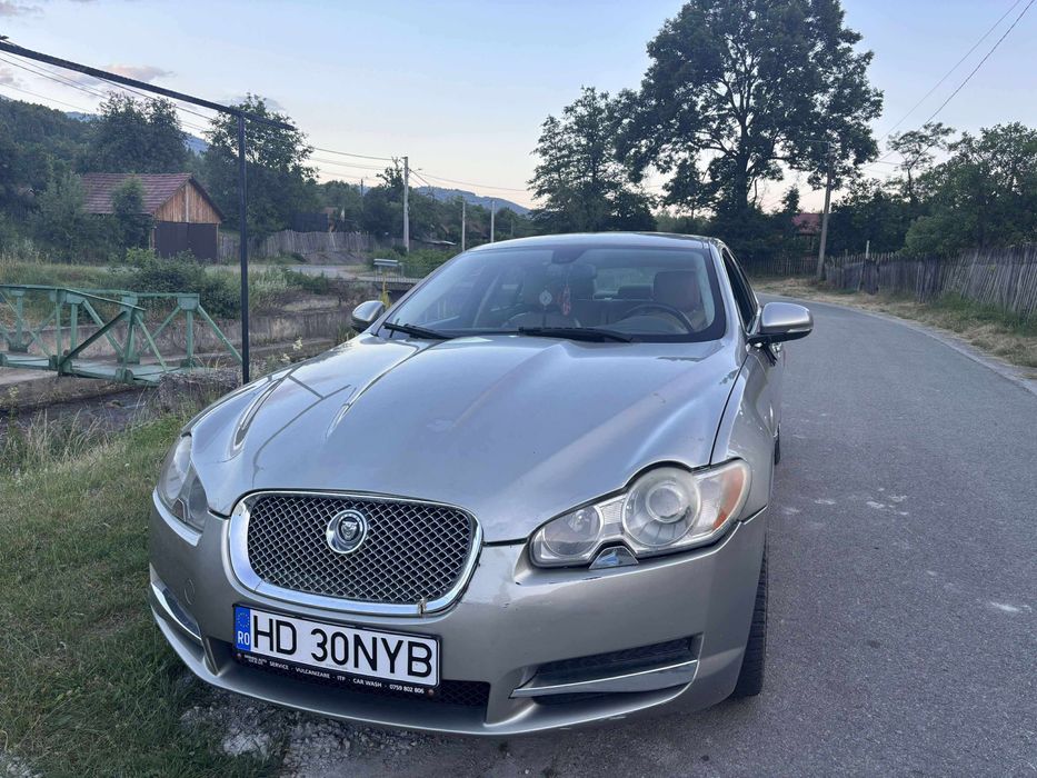 Vand sau schimb jaguar xf 2011