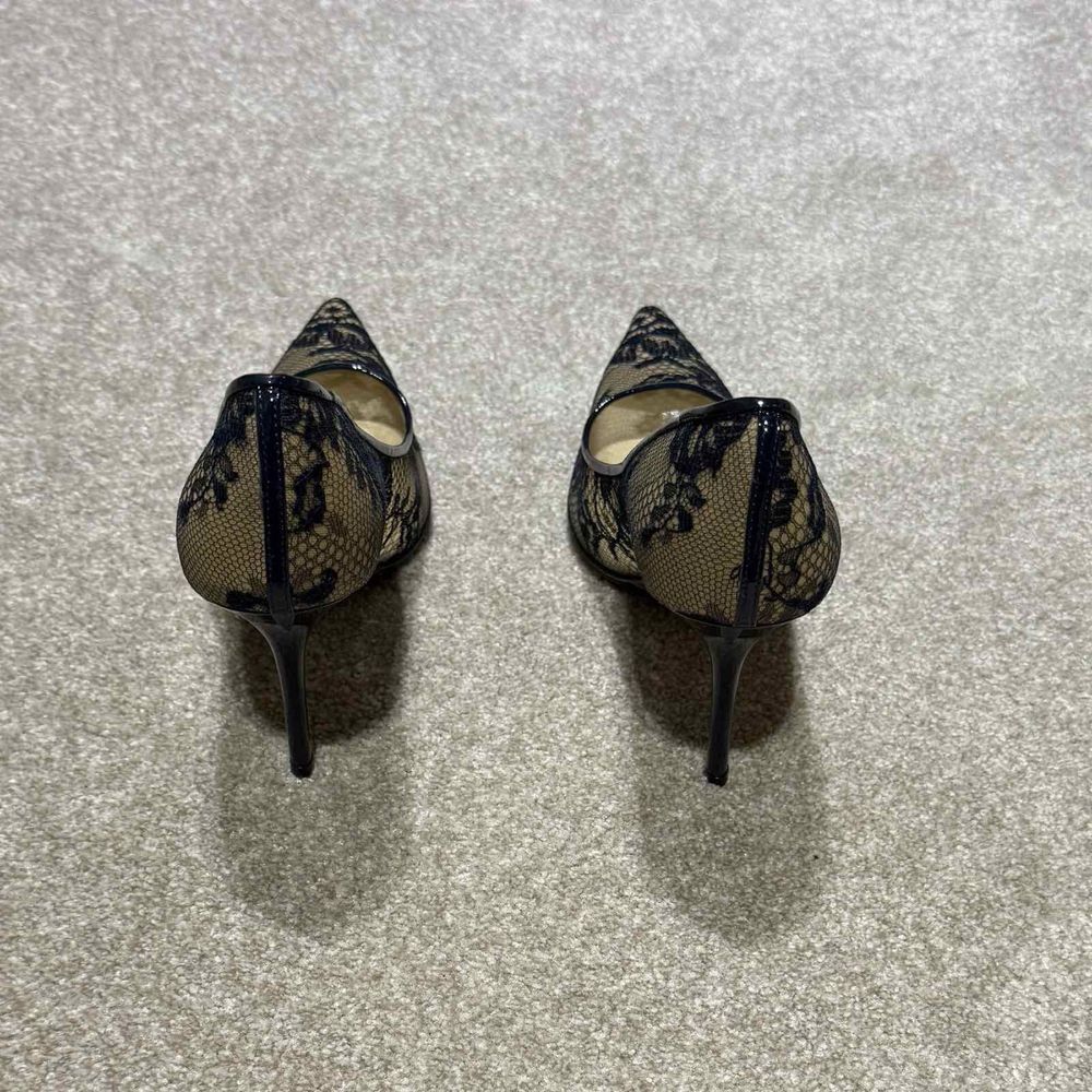 Обувки с ток на Jimmy Choo