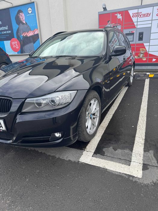 Vând BMW  320d model e91