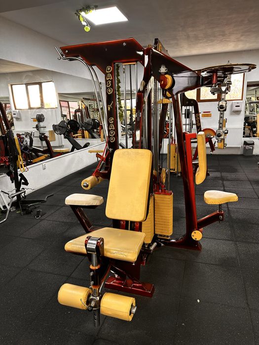 Vând stație fitness cu 6 posturi de lucru