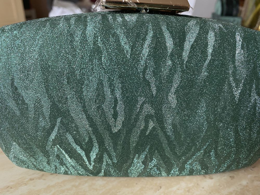 Poseta clutch eleganta verde cu auriu