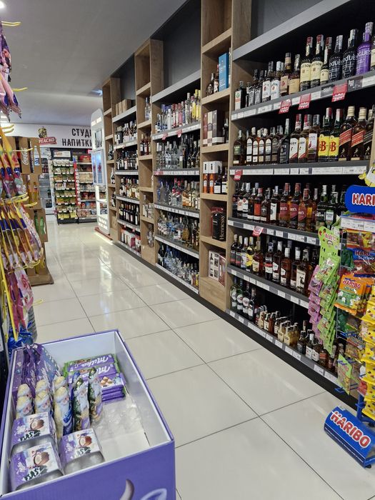 Дава се под наем Магазин в Варна, Възраждане 3 - 220 кв.м за 255 € - Снимка #7