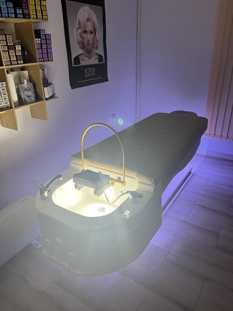 Продавам легло Head Spa Therapy