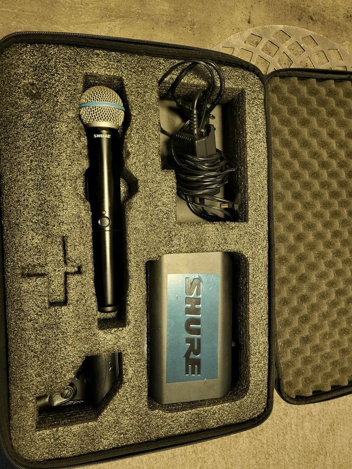 Shure BLX 24/Beta 58