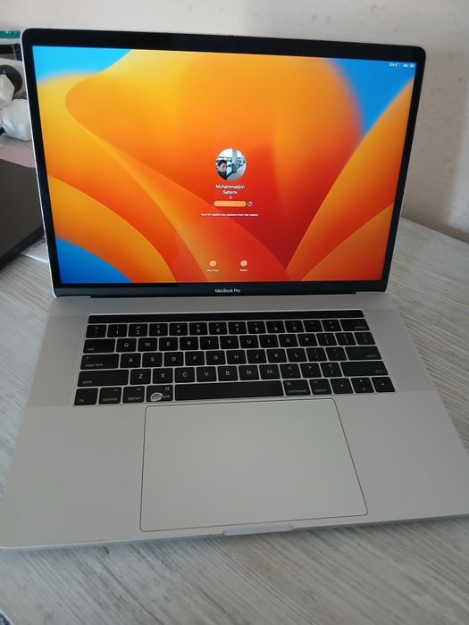 Macbook Pro 15 dyum