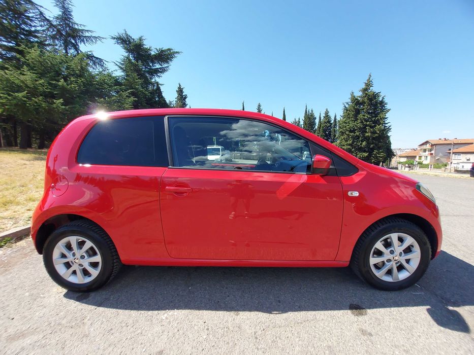 Продавам ШКОДА ситигоу 2014 АВТОМАТИК