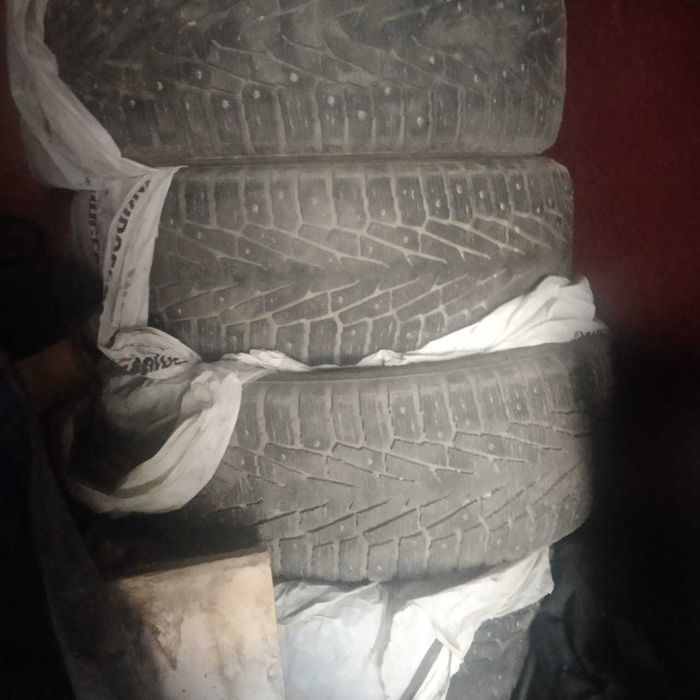 комплект   авто шины