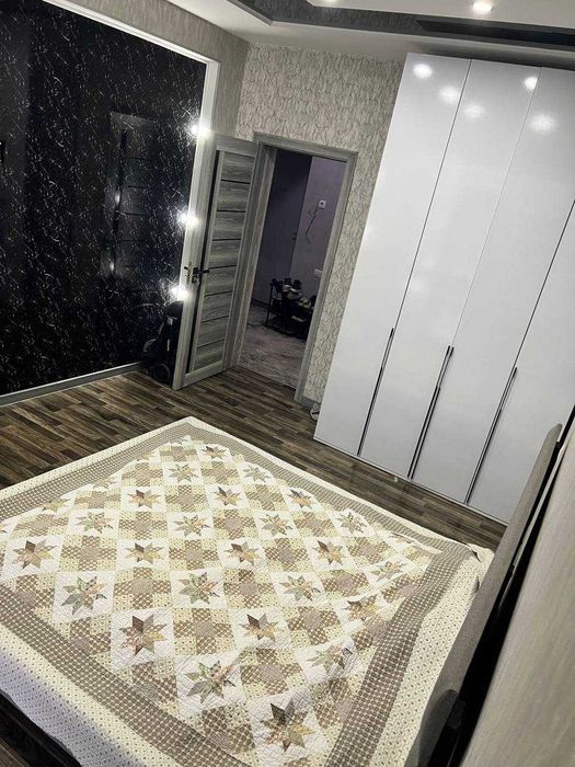 Срочно Юнусабад 18 квартал, Квартира 3/4/7