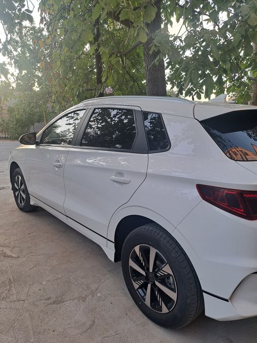 Продаётся BYD E2