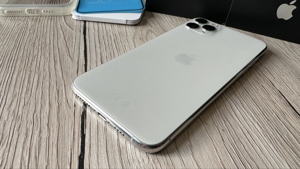 iPhone 11 Pro Max 64 GB