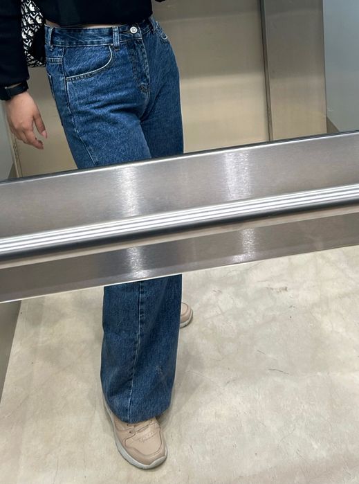 Продам женские джинсы !