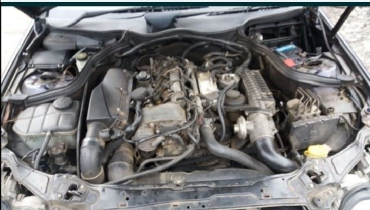 Bara fata avantgarde mercedes c class W203 c220 cdi cod culoare 994