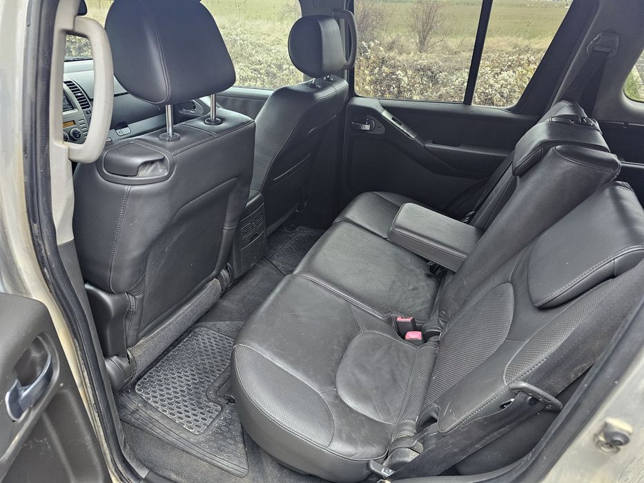 Nissan Pathfinder 4x4 - 2.5 diesel 7 locuri 2007 Euro4