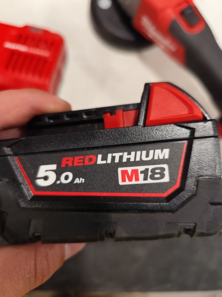Безчетков акумулаторен ъглошлайф Милуоки Milwaukee M18 FSAG125XB + 5Ah