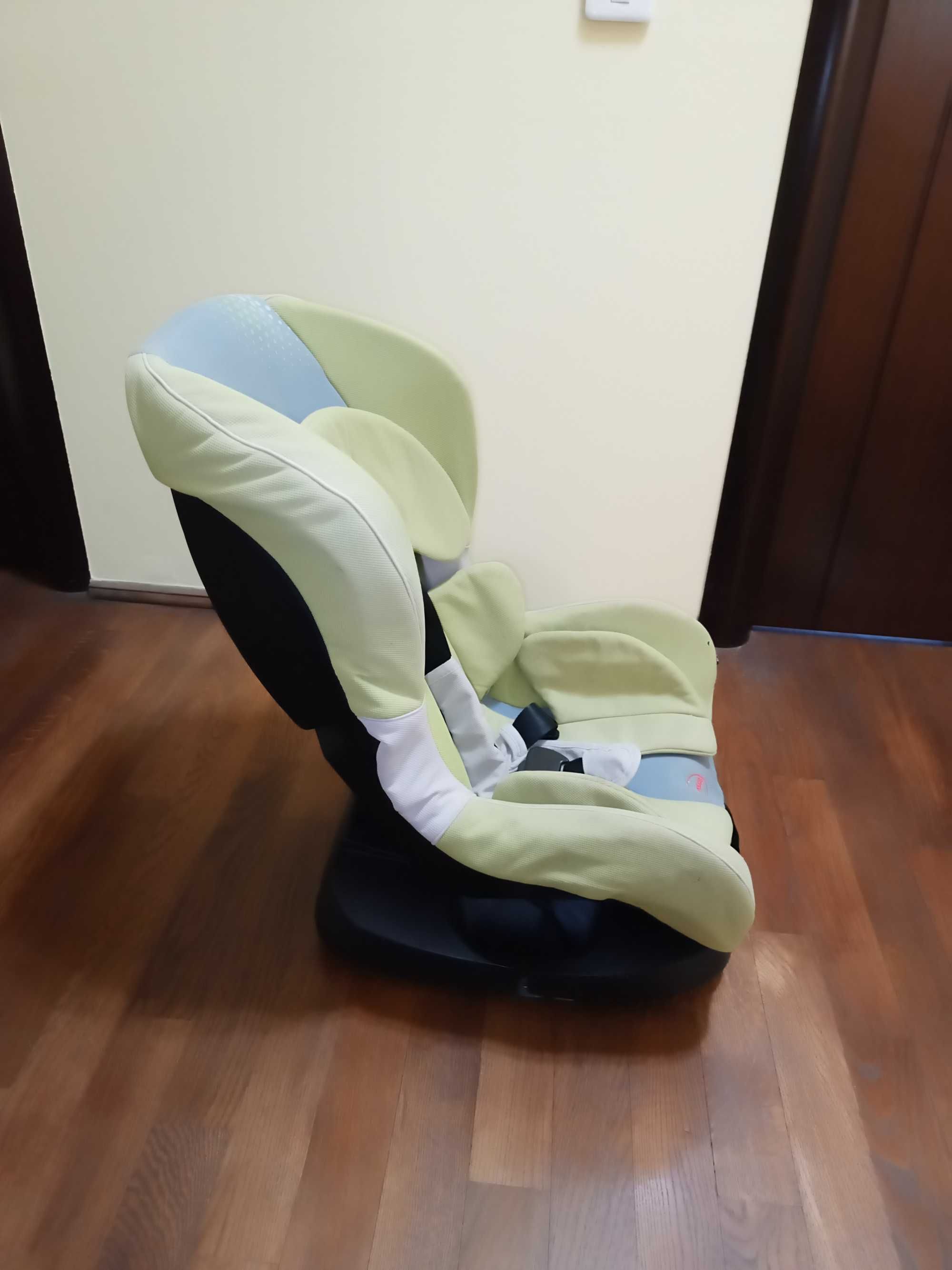 Scaun auto Bertoni Concord, 0-18 Kg, verde deschis.