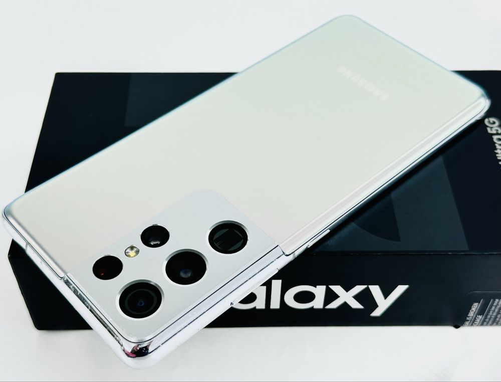 Samsung Galaxy S21 Ultra 5G 256GB 12RAM Silver Перфектен! Гаранция!