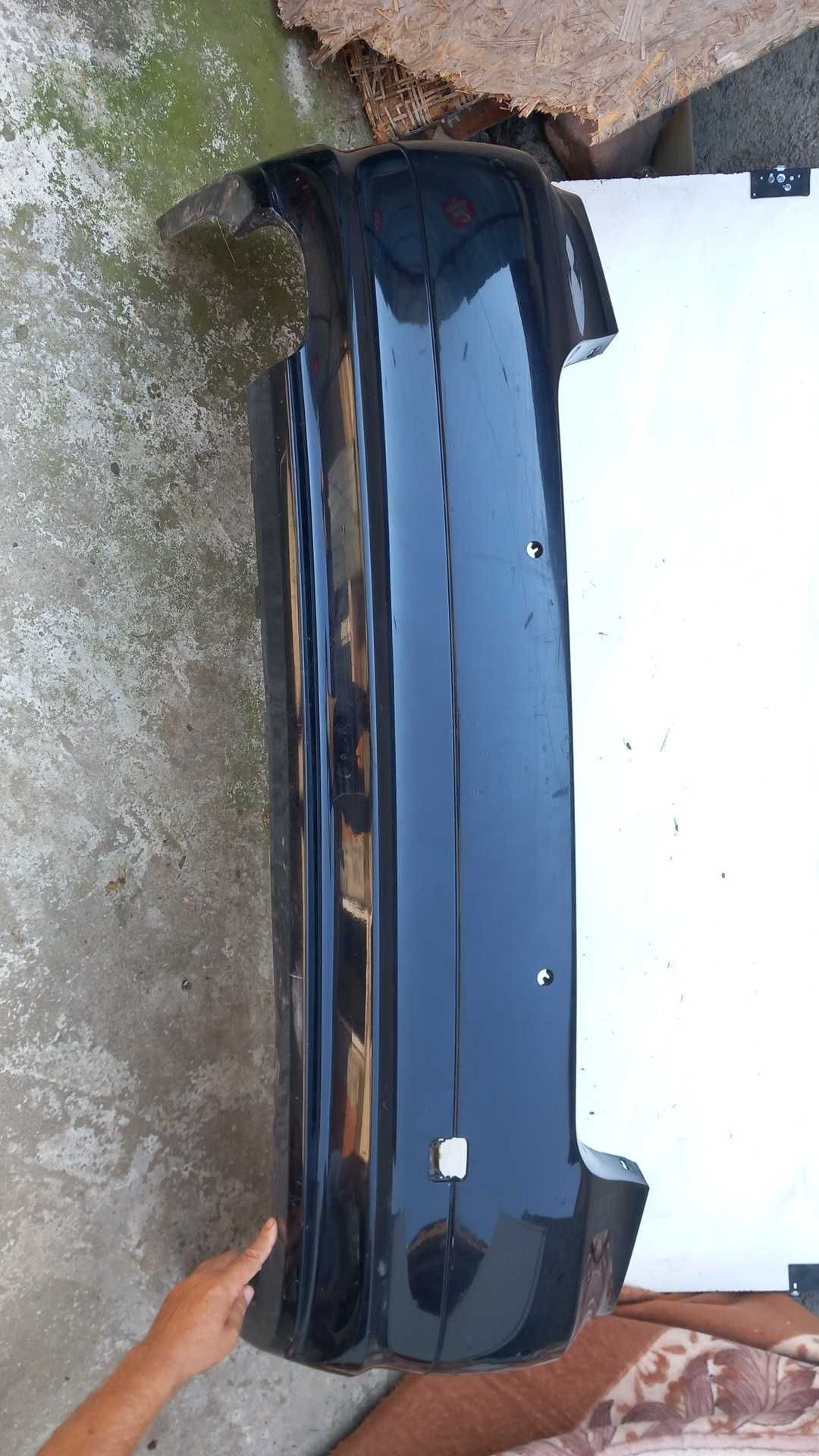 Vand pachet bara fata,spate,praguri bmw e90 facelift black saphire 475