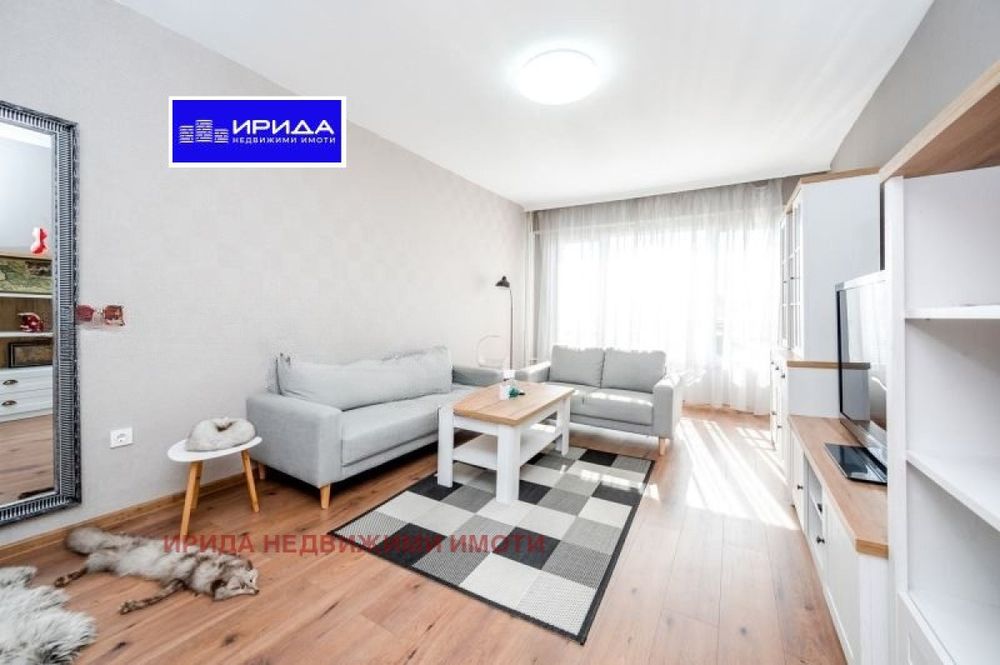 Продава се Тристаен апартамент в София, Света Троица - 88 кв.м за 2216 €/кв.м - Снимка #1