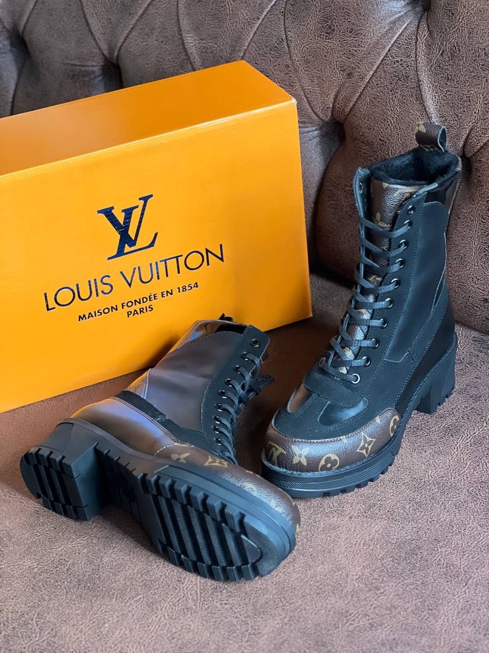 ghete Louis Vuitton