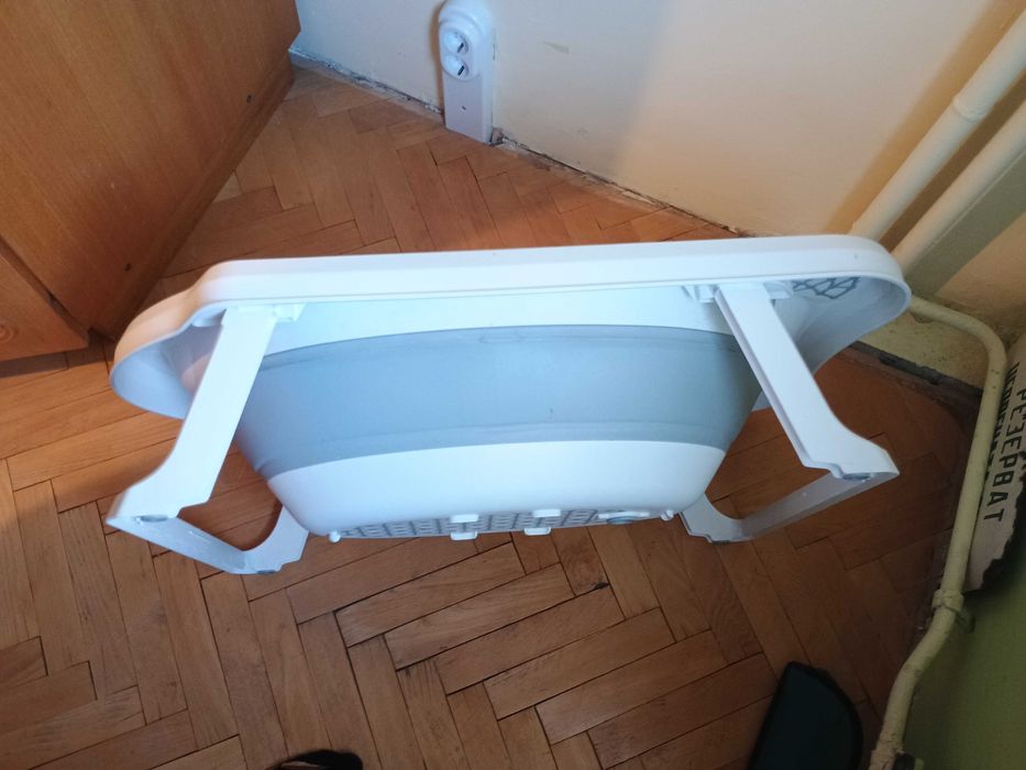 Сгъваема вана за къпане на бебе - сивa