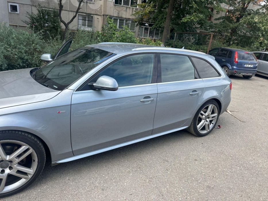 Dezmembrez Audi A4 B8 2.0 tdi cag manuala s line interior  lx7v