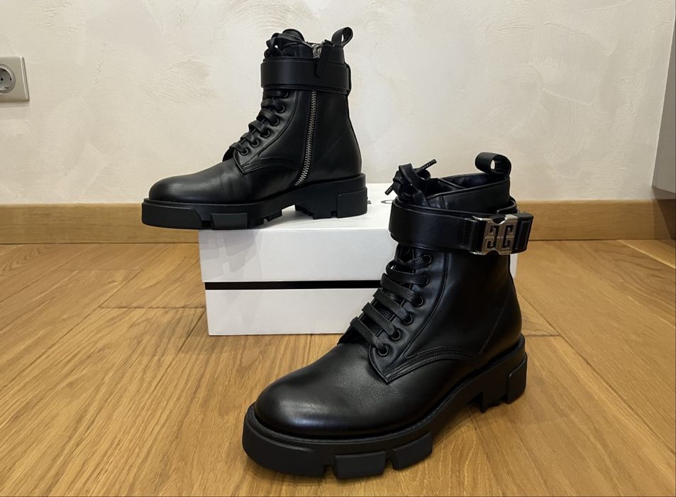 Боти Givenchy Terra lace-up combat boots