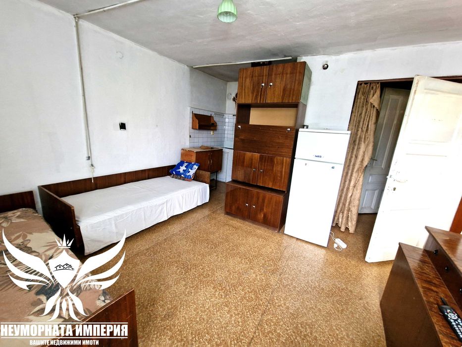 Продавам двустаен 37кв. на партер в гр.Асеновград, кв.Болницата