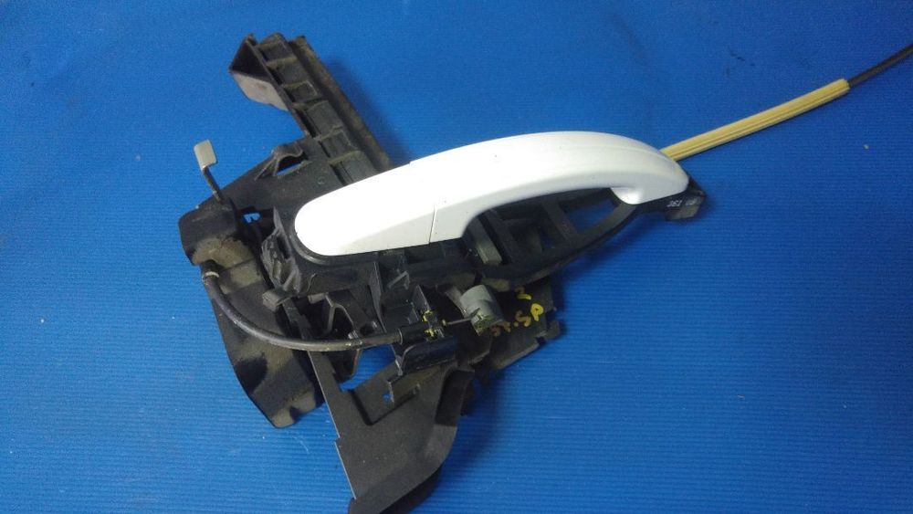 broasca iala maner exterior stanga spate ford focus 2