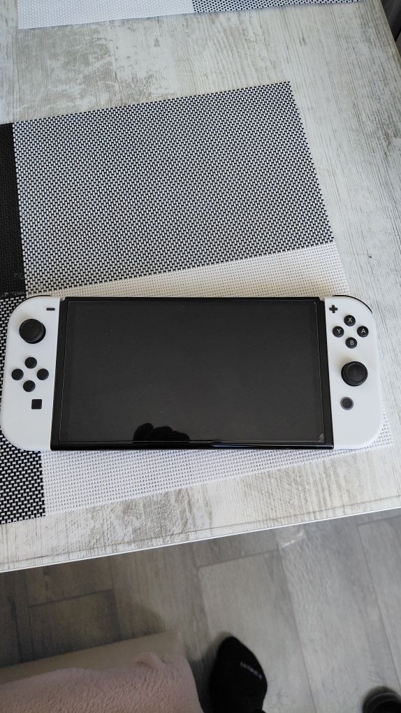 Nintendo SWITCH *OLED*