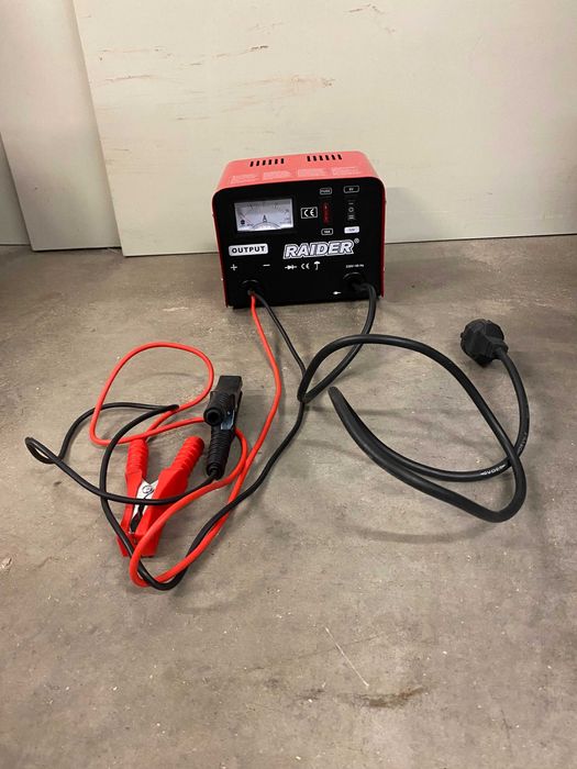 032201	Зарядно за акумулатор 6/12V 5A RD-BC05