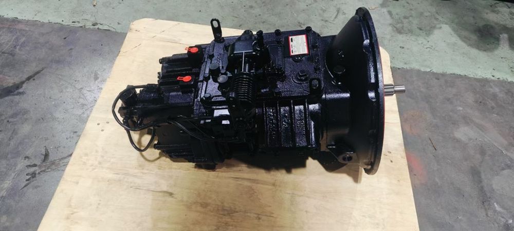 Howo sinoturk 10 tonalik karobka rabochi bor aybi yuq zapchast yangi