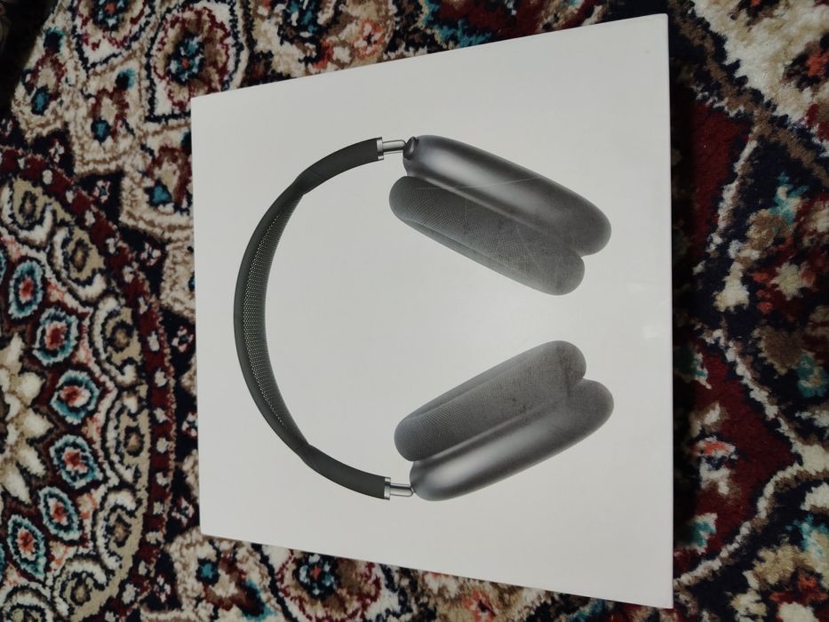 naushnik Airlods max