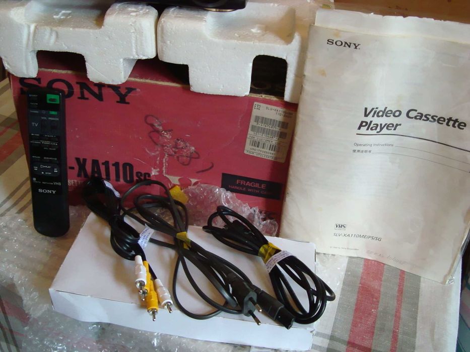 SONY SLV  XA - 110 SG . 1995 год. Видеоплеер Полн. Комплект.