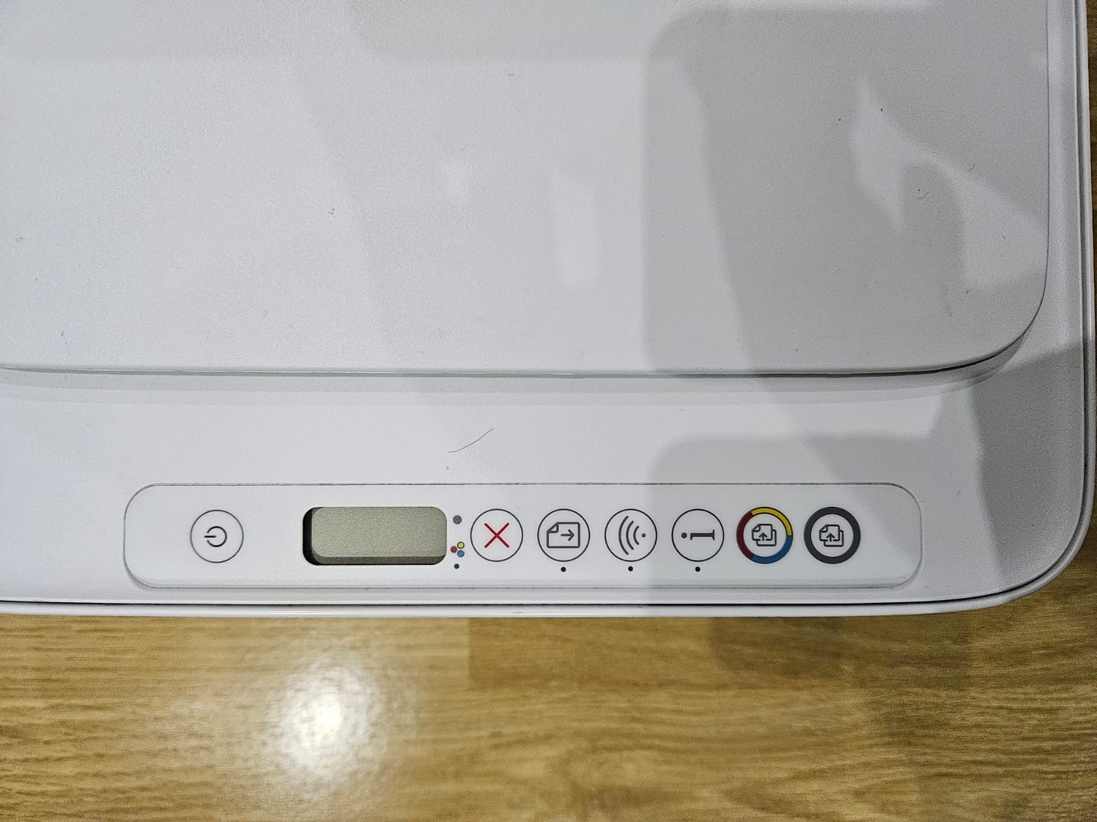 Imprimantă HP wireless ,cu scanner și 4 sticle de cerneala