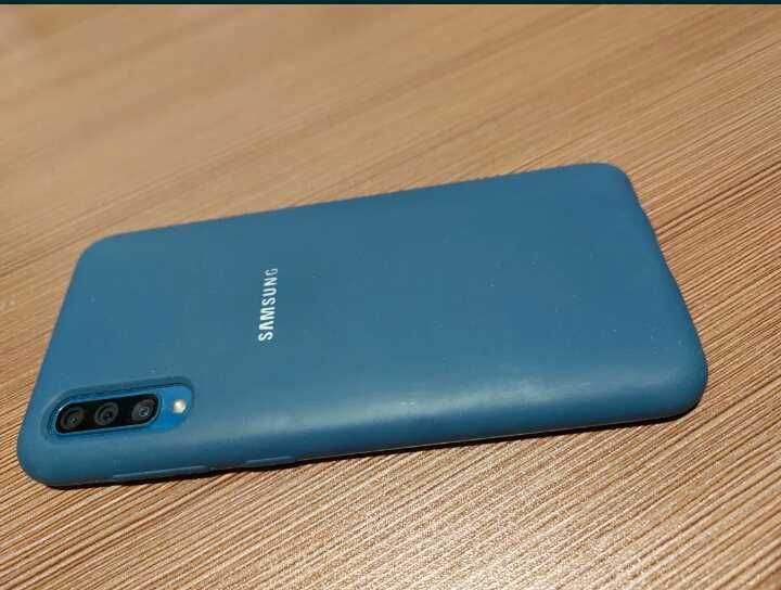 Арзан(Недорого) Samsung Galaxy A50 128gb Срочно