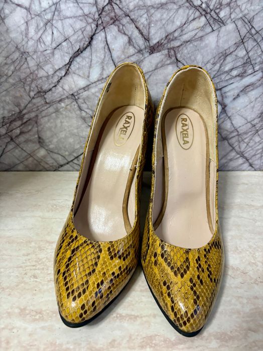 Pantofi noi cu toc, piele naturala, marimea 36 EU, model animal print