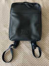 Новый, фирменный, кожаный рюкзак  LA MARTINA оригинал