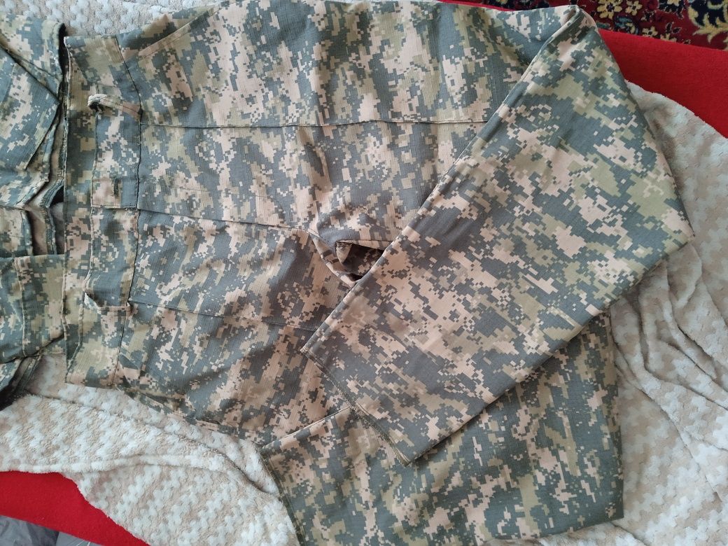 Продам школьную военную форму для нвп
