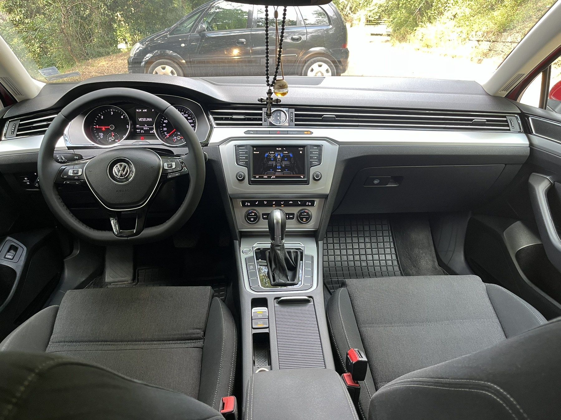 Vw passat 1.6tdi  7 степенна dsg