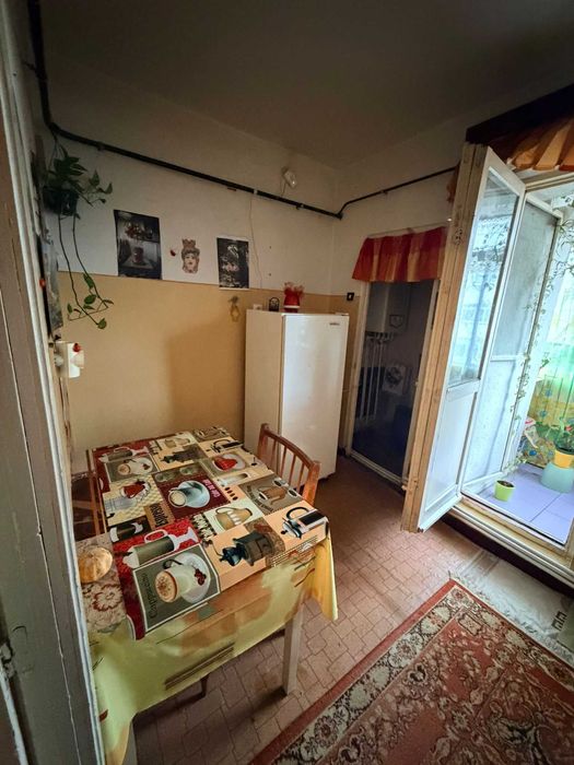 Închiriez garsonieră zona Buzăului lângă Școala 2