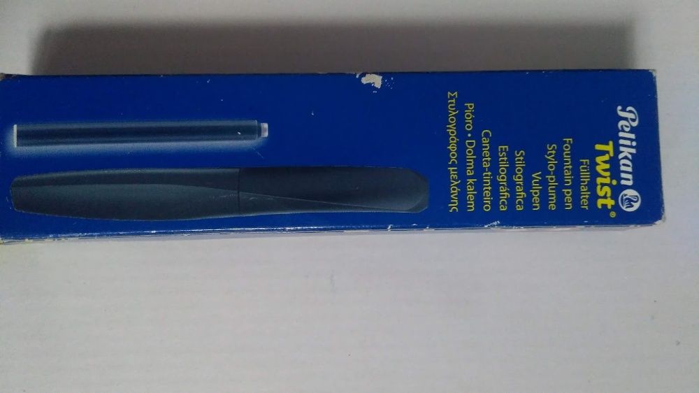 Stilou Pelikan Twist, grip ergonomic - pt. COPII ISTETI SI HARNICI ;-)