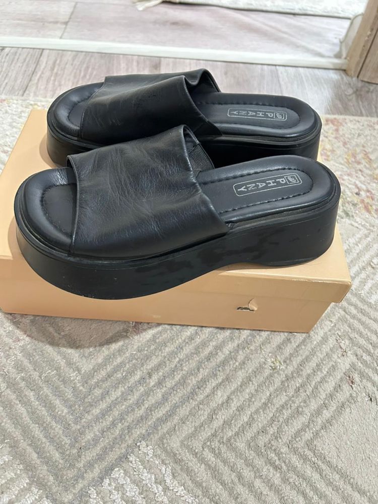 Продам кожаную обувь