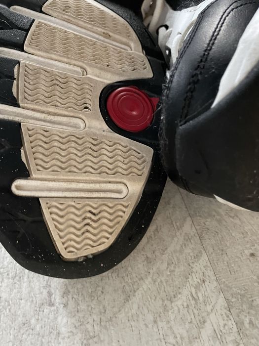 Маратонки Nike Air Monarch 44