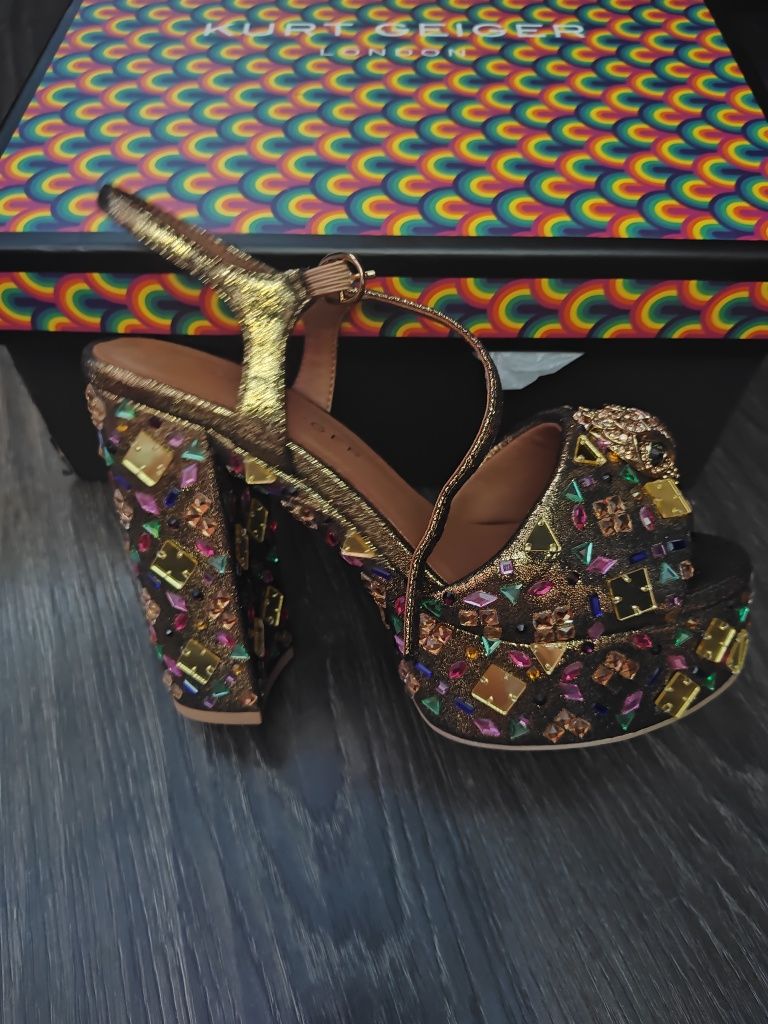 Сандали Kurt Geiger