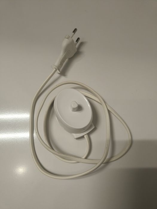 Suport pentru periuță, nou, sigilat și încărcător Braun