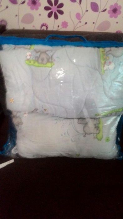 Продам детский комплект постельных пренадлежностей (одеяло+подушка)