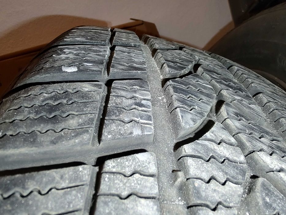 Set 4 Jante tabla Opel/GM diesel  16 inch + anvelope iarna