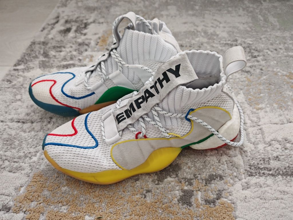 Adidas Crazy BYW LVL x PW 
Pharrell Williams 

Size EU 43 1/3 - US 9.5