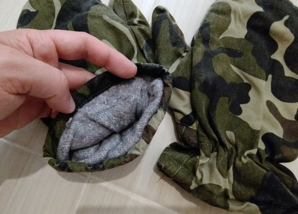 Manusi militare camuflaj